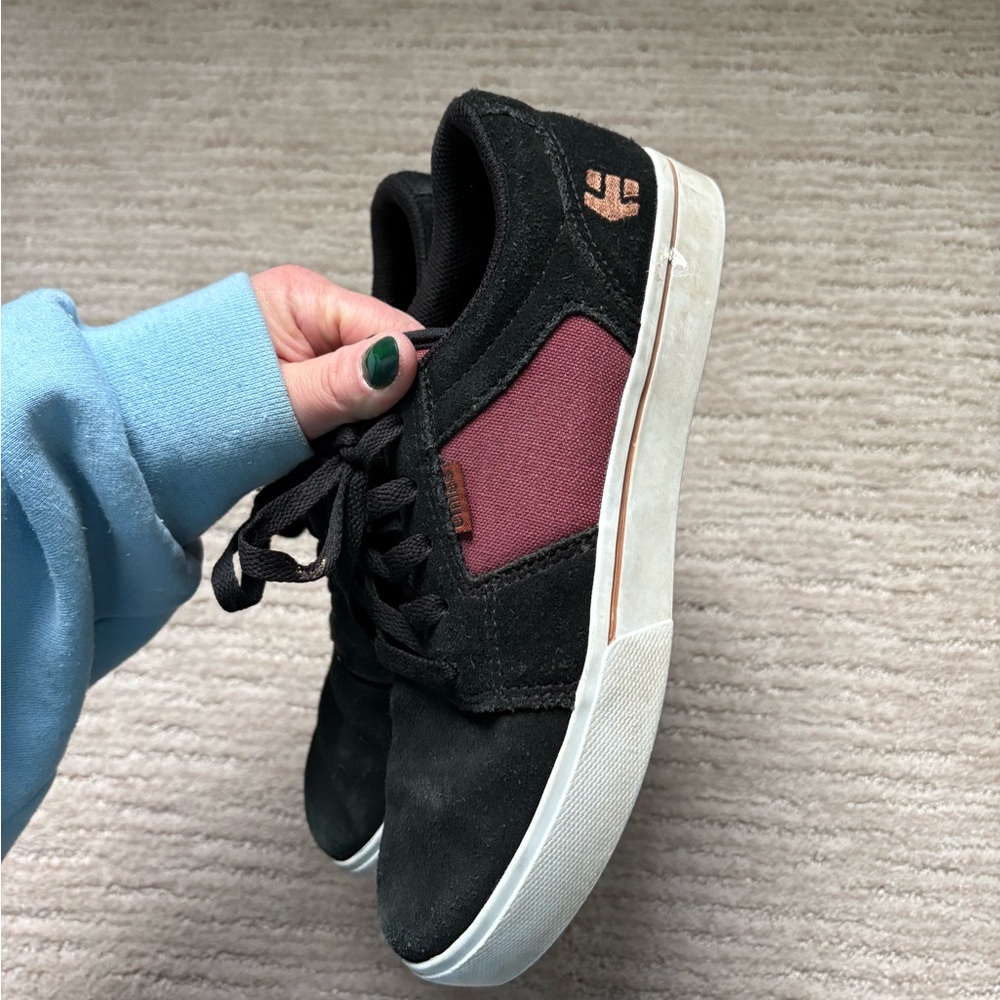 Etnies size 5